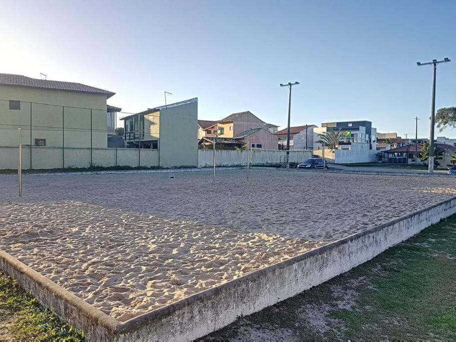 Casa Com Piscina, Churrasqueira E Ar Condicionado Em Condominio Кабу-Фриу Экстерьер фото